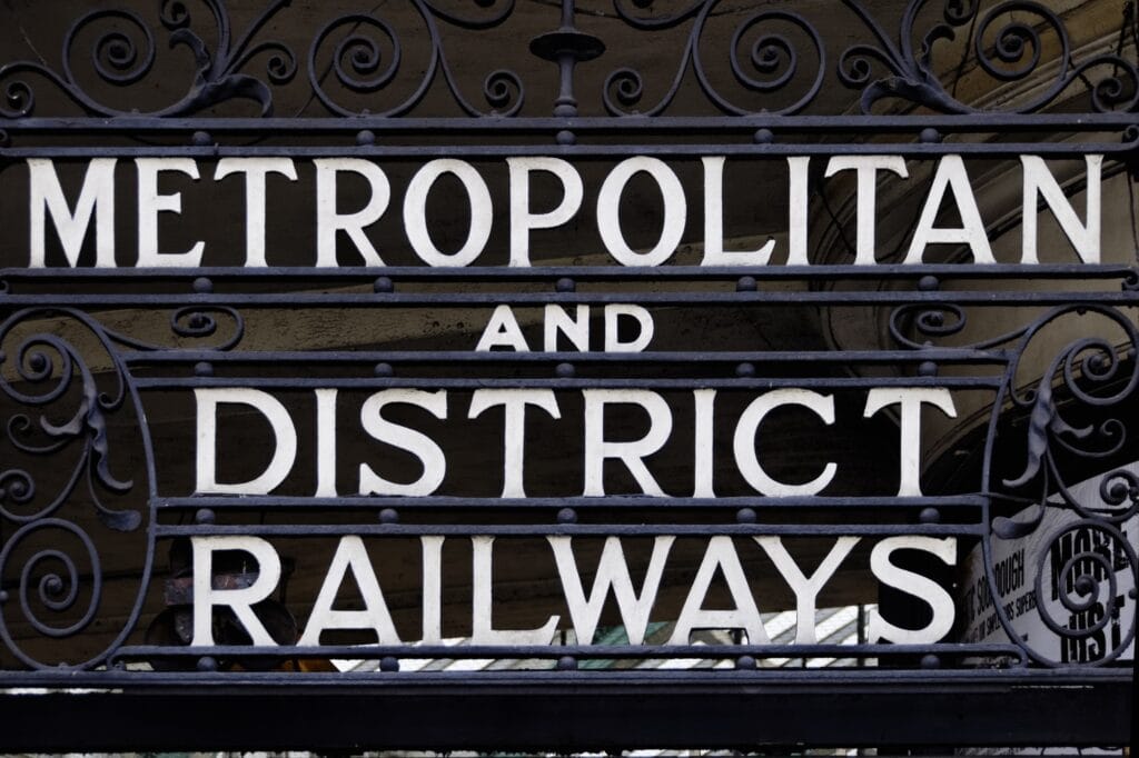 Metropolitan and District Railways sign